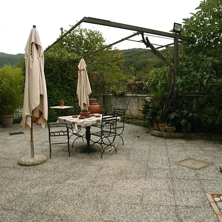 La Casa Sul Lara Bed & Breakfast